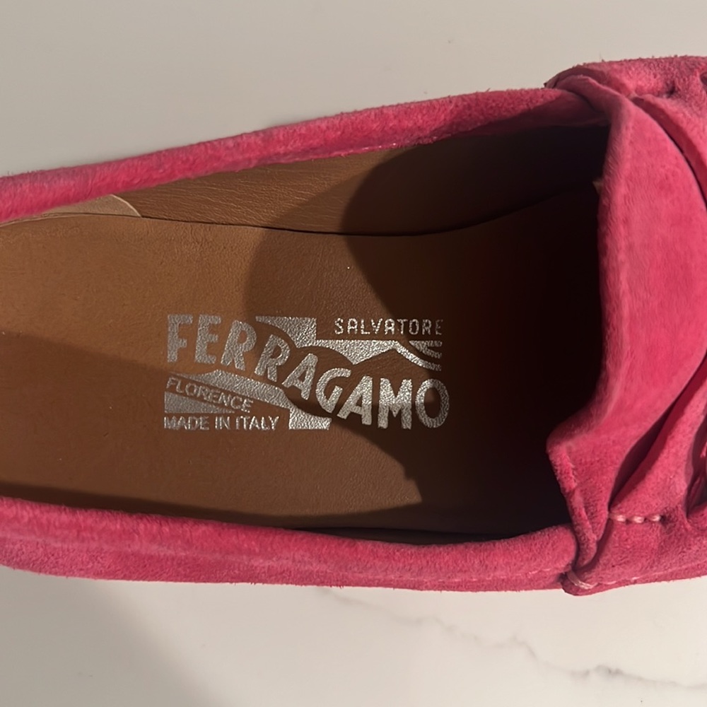 💗Salvatore Ferragamo hot pink loafers - Picture 3 of 12